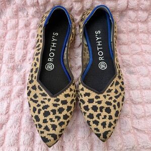 Rothy's The Point flats in a leopard print Rare Women’s Size 7.5W Style #002-137